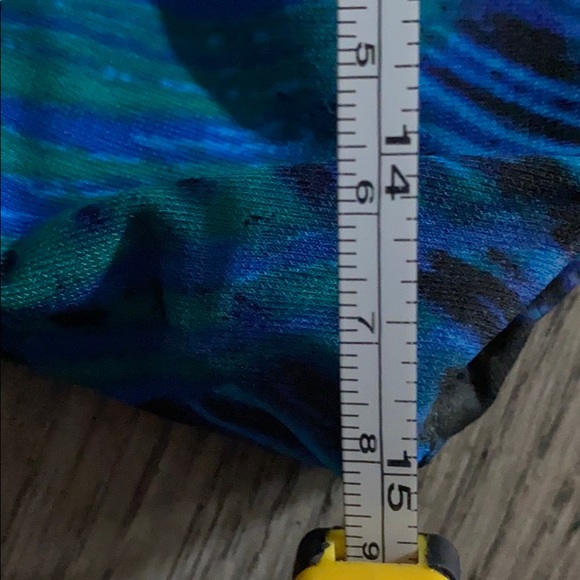 Cache dress - Picture 9 of 11